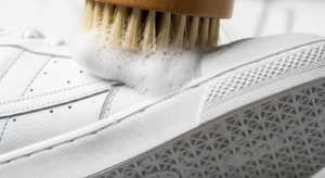 Jasa Laundry Sneakers Perawatan Khusus Area Sukamaju Bandung